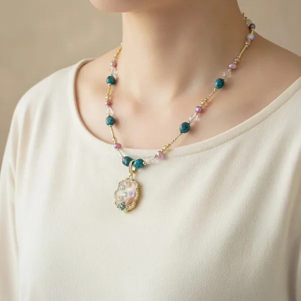 Pearl & Flower Pendant Necklace